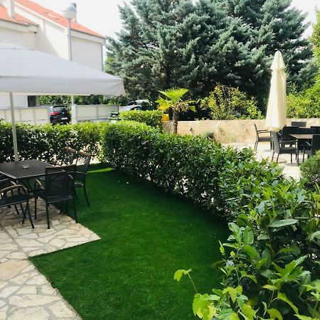 Apartments Eva Malinska Dış mekan fotoğraf