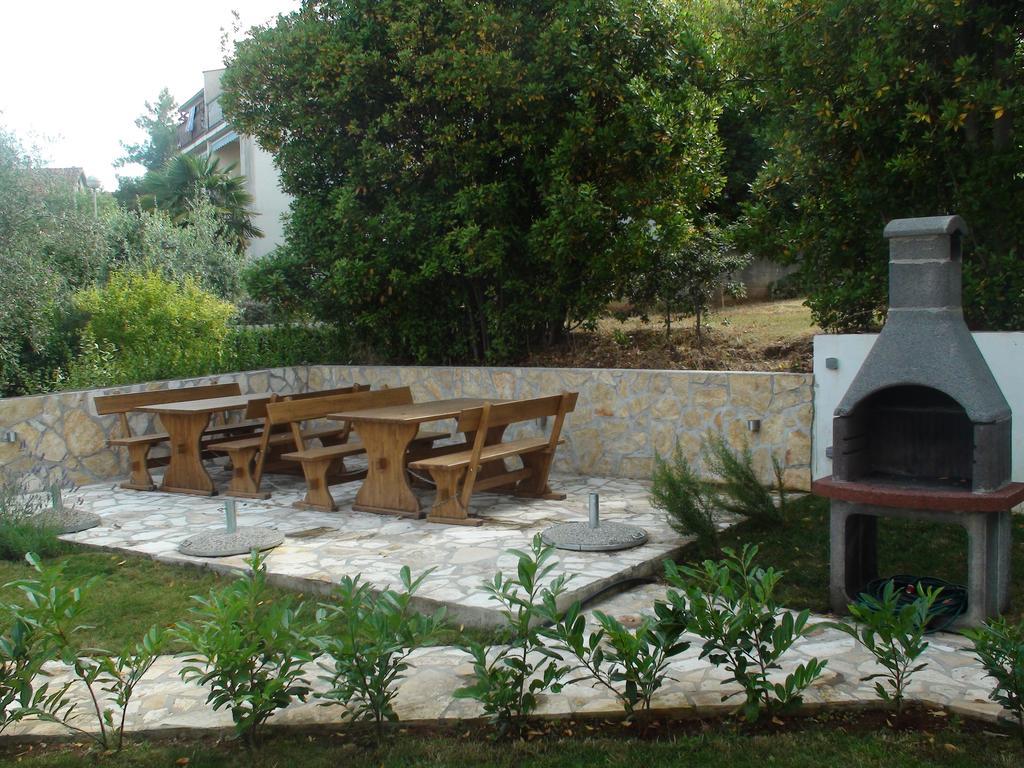 Apartments Eva Malinska Dış mekan fotoğraf