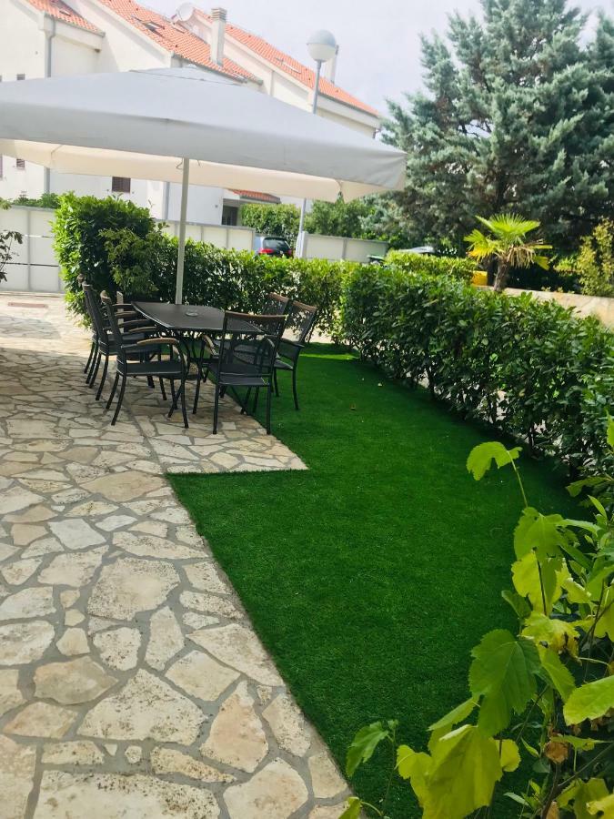 Apartments Eva Malinska Dış mekan fotoğraf